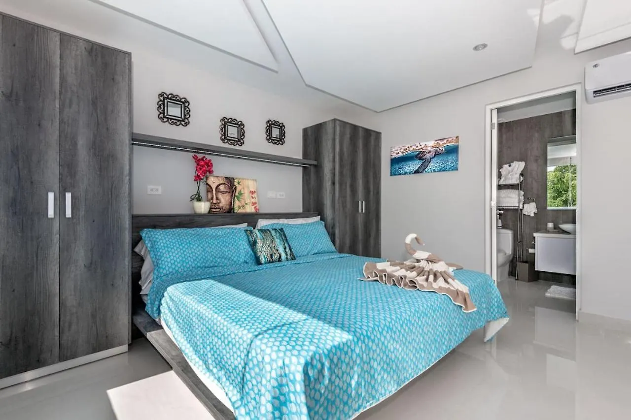 Chhavi Luxury 1 Bdrm Great Ocean View From Roof Apartment Playa del Carmen Mexico