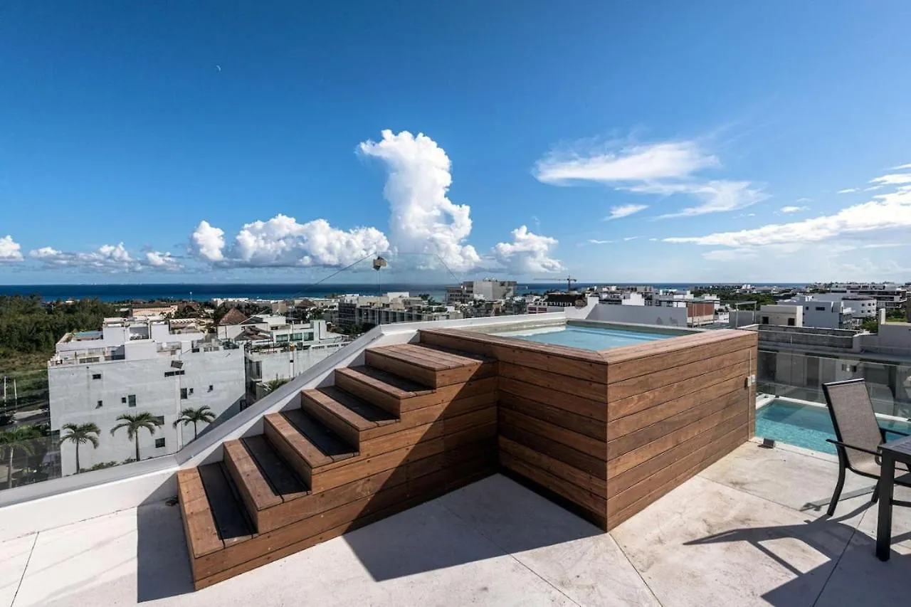 Chhavi Luxury 1 Bdrm Great Ocean View From Roof Apartment Playa del Carmen